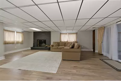 1801 Book Ave, Patterson Township, PA 15010 - Photo 36