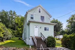 1305 4th Ave, Conway, PA 15027 - Photo 1