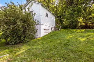 1305 4th Ave, Conway, PA 15027 - Photo 8