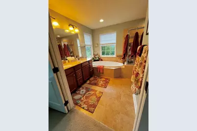 615 Scenic Ridge Dr, Peters Township, PA 15367 - Photo 10
