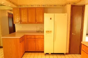 321 Meadowlark Dr, South Union Township, PA 15401 - Photo 8