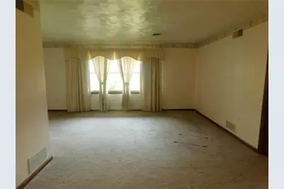 321 Meadowlark Dr, South Union Township, PA 15401 - Photo 6
