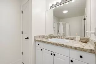 246 Adams Pointe Blvd, Adams Township, PA 16046 - Photo 26
