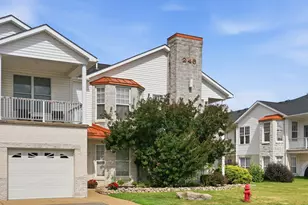 246 Adams Pointe Blvd, Adams Township, PA 16046 - Photo 2