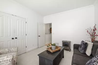 246 Adams Pointe Boulevard #7, Adams Township, PA 16046 - Photo 12