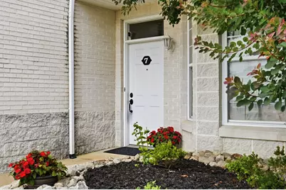 246 Adams Pointe Boulevard #7, Adams Township, PA 16046 - Photo 4