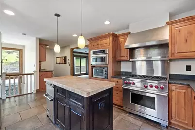 6050 Walton Rd, Jefferson Hills, PA 15332 - Photo 10