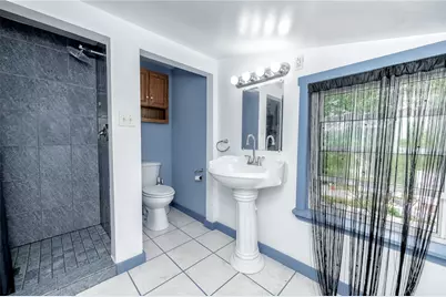 529 Seward St, Saint Clair Township, PA 15954 - Photo 20