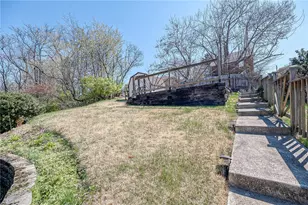 814 N 2nd St, Jeannette, PA 15644 - Photo 18