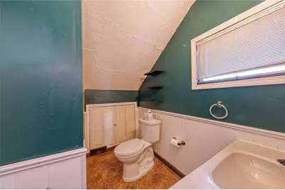 814 N 2nd St, Jeannette, PA 15644 - Photo 12
