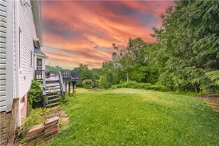 341 Indian Ridge Dr, Coraopolis, PA 15108 - Photo 24