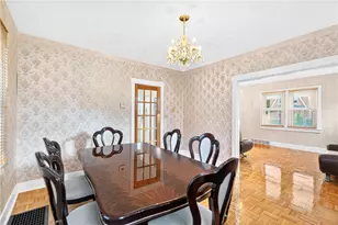842 Greenfield Ave, Pittsburgh, PA 15217 - Photo 14