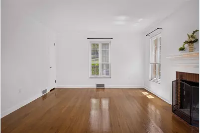 815 Country Club Dr, Pittsburgh, PA 15228 - Photo 6