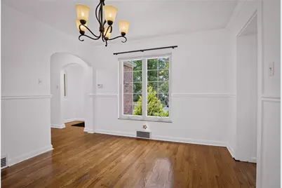 815 Country Club Dr, Pittsburgh, PA 15228 - Photo 10