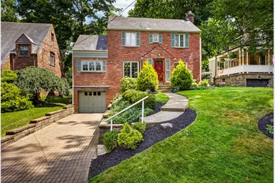 815 Country Club Dr, Pittsburgh, PA 15228 - Photo 2