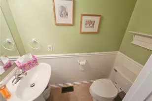 121 Robinson Dr, Pittsburgh, PA 15236 - Photo 12