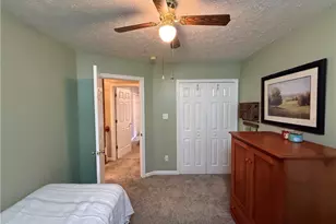 121 Robinson Dr, Pittsburgh, PA 15236 - Photo 28