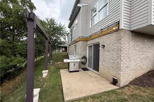 121 Robinson Dr, Pittsburgh, PA 15236 - Photo 30