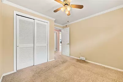 13581 St Clair Dr, North Huntingdon, PA 15642 - Photo 18