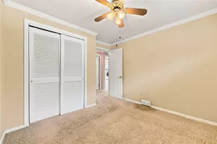 13581 St Clair Dr, North Huntingdon, PA 15642 - Photo 16