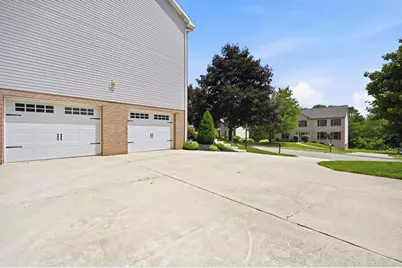 405 Auburn Drive, Cranberry Township, PA 16066 - Photo 36