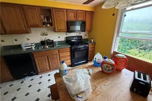 28 Quail Hill Rd, Pittsburgh, PA 15214 - Photo 8