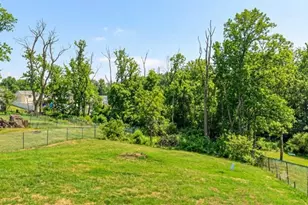 1952 Colleen Dr, North Huntingdon, PA 15642 - Photo 28