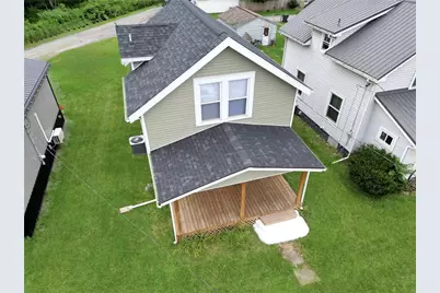 140 Portersville Rd, Ellport, PA 16117 - Photo 2