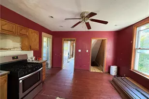 1608 S Jefferson St, New Castle, PA 16102 - Photo 10