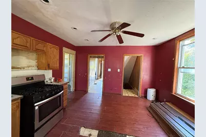 1608 S Jefferson St, New Castle, PA 16102 - Photo 10
