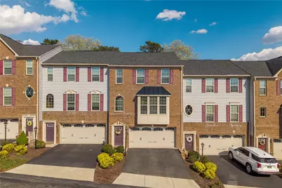 506 Aprilmae Way, Ross Twp, PA 15237 - Photo 2