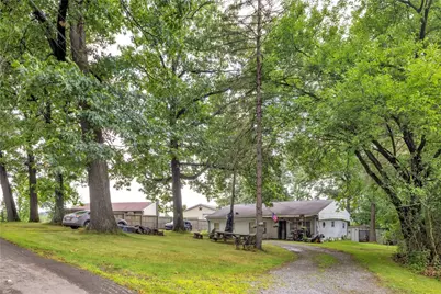 125 Aiken Ln, Adams Township, PA 16046 - Photo 2