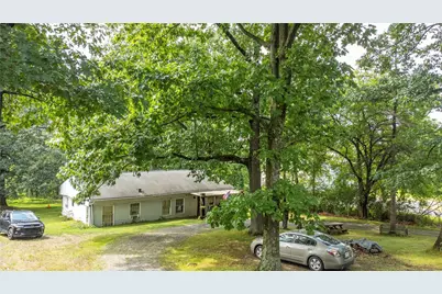 125 Aiken Ln, Adams Township, PA 16046 - Photo 8