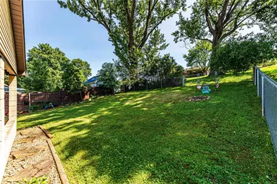 400 Bridge St, Hunker, PA 15639 - Photo 22