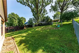 400 Bridge St, Hunker, PA 15639 - Photo 22