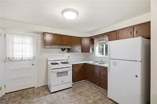 128 8th Ave, West Mifflin, PA 15122 - Photo 10