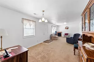 27 Mannina Ave, Charleroi Boro, PA 15432 - Photo 8