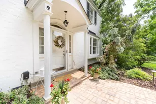 339 Inglewood Dr, Pittsburgh, PA 15228 - Photo 6
