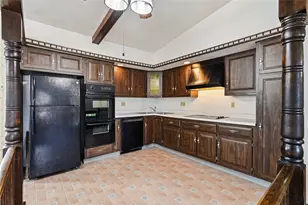 145 Karen Dr, Elizabeth Twp/Boro, PA 15037 - Photo 12