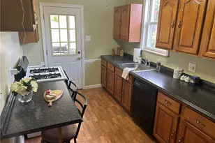 2710 Philadelphia Ave, Pittsburgh, PA 15216 - Photo 16