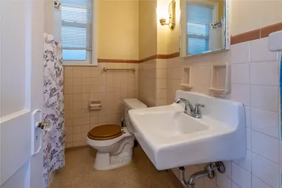 2710 Philadelphia Ave, Pittsburgh, PA 15216 - Photo 22