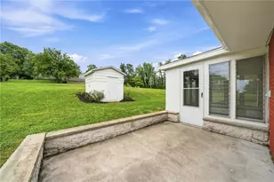 402 Pierce St, Unity Township, PA 15650 - Photo 28
