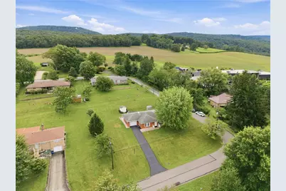 402 Pierce St, Unity Township, PA 15650 - Photo 32