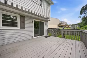 1446 Balsam Dr, Pittsburgh, PA 15101 - Photo 32