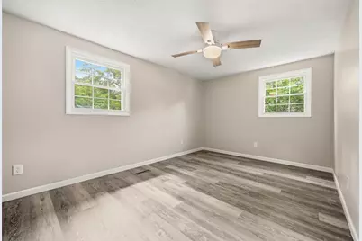 1446 Balsam Dr, Pittsburgh, PA 15101 - Photo 20