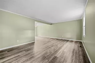 1446 Balsam Dr, Pittsburgh, PA 15101 - Photo 4