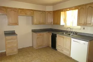 195 Duquesne Ave, Dravosburg, PA 15034 - Photo 16