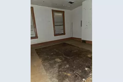172 Marsden St, Pittsburgh, PA 15207 - Photo 2