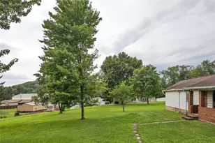 418 Walnut Ave, Hunker, PA 15639 - Photo 28