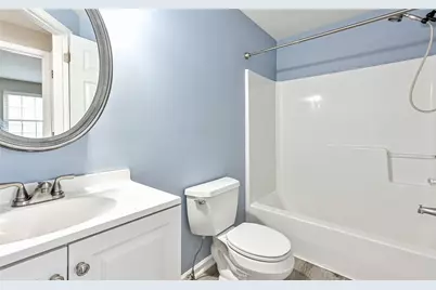 229 Hillvue Dr, Seven Fields Boro, PA 16046 - Photo 14